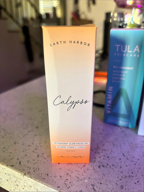 earth harbor Other - Earth Harbor Calypso Antioxidant Glow Facial Oil